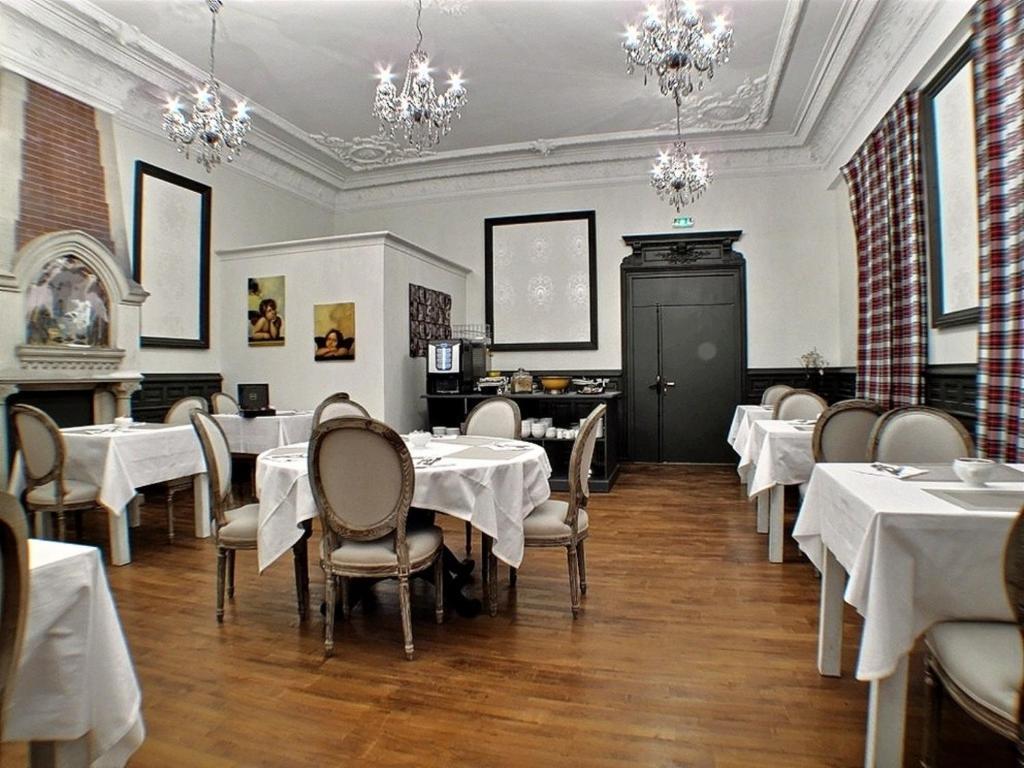 Hotel 19'Cent Ле-Крезо Екстер'єр фото